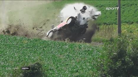 Brutaler Unfall bei der Rallye Belgien: M-Sport-Pilot Adrien Fourmaux verliert die Kontrolle über sein Fahrzeug und wird durch die Luft geschleudert. Es grenzt an ein Wunder, dass der Franzose und sein Beifahrer unverletzt aussteigen.