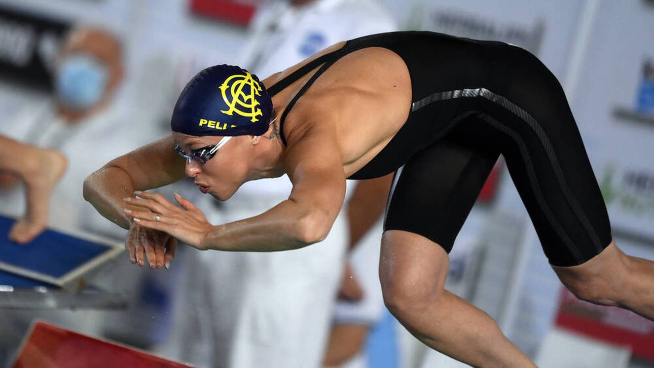 Irre Kampfansage mit Babybauch