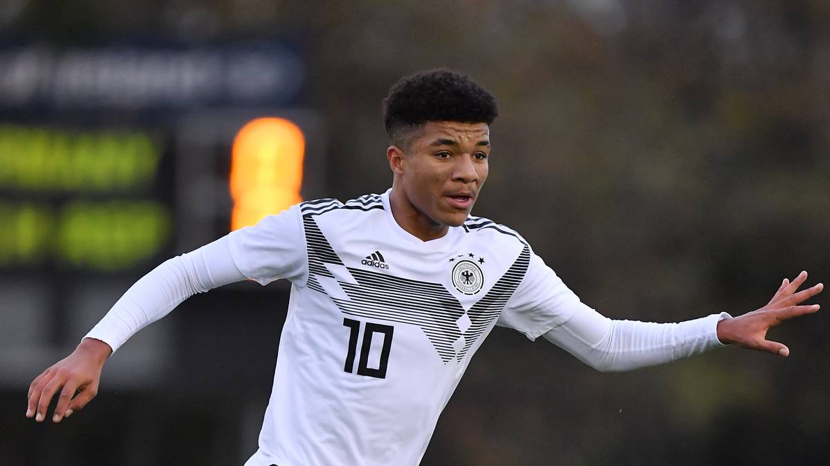 MALIK TILLMAN (FC BAYERN MÜNCHEN) - OFFENSIVES MITTELFELD: Wie sein Bruder Timothy, aktuell von Bayern an den 1. FC Nürnberg ausgeliehen, hat Malik auch die US-Staatsbürgerschaft (Vater ist US-Soldat) und gilt als großes Offensivtalent mit Zug zum Tor