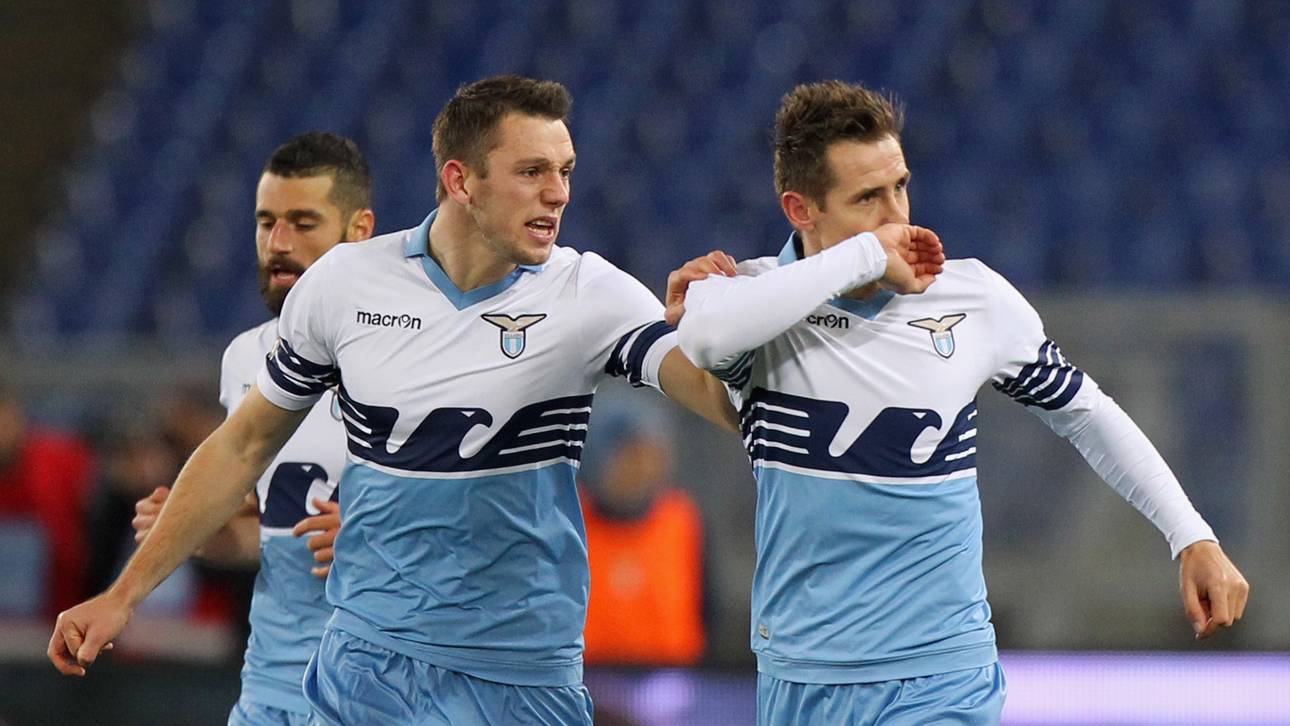 Klose kämpft mit Lazio um Finale