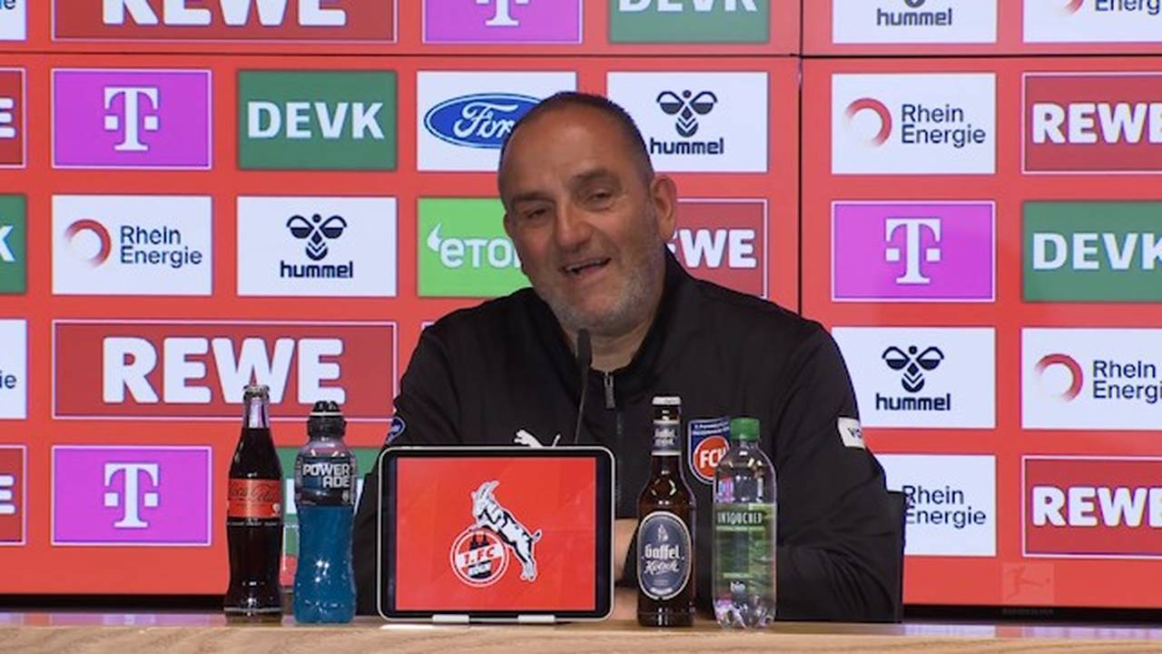 Erst scherzt Frank Schmidt, dann folgt ein Monolog