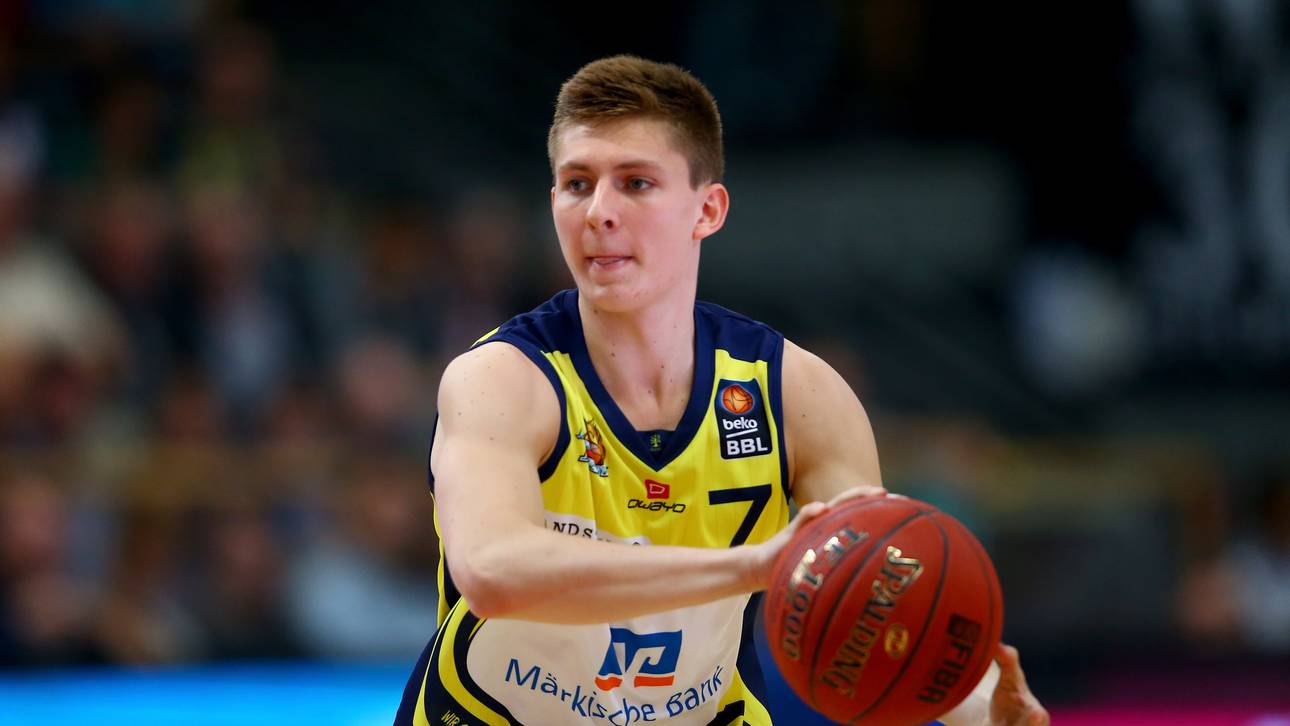 Hagen verlängert mit Geske und Grote