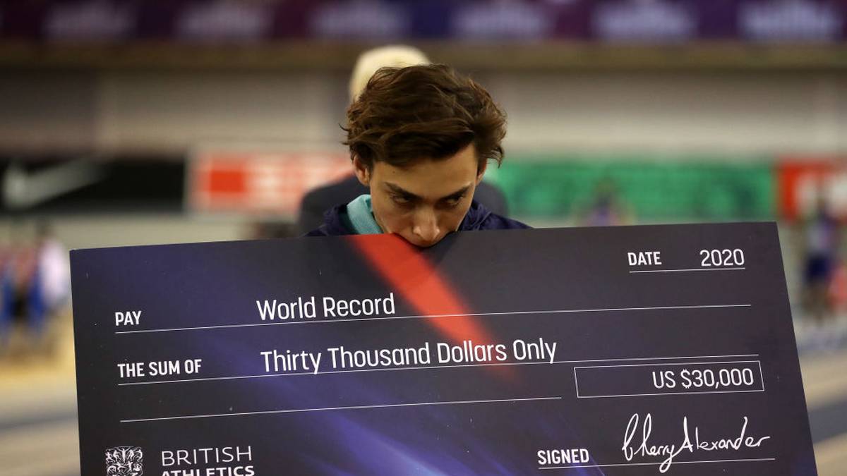 Armand Duplantis hat erneut einen Weltrekord aufgestellt