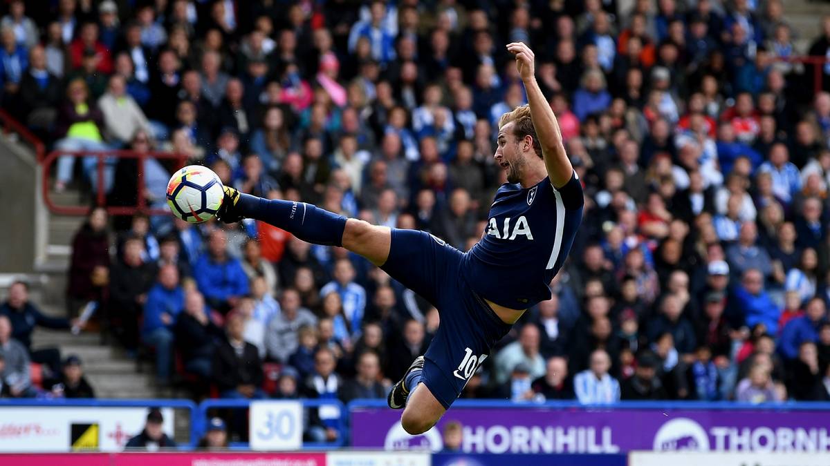 PLATZ 3 - HARRY KANE (24/England/Tottenham Hotspur): Salah übertrumpft nur einer - und zwar "Hurri"-Kane. Der Spurs-Stürmer netzte 24 Mal in der Premier League ein und damit einmal mehr als der Liverpool-Star. Traf zudem gegen Juve in der Champions League beim 2:2