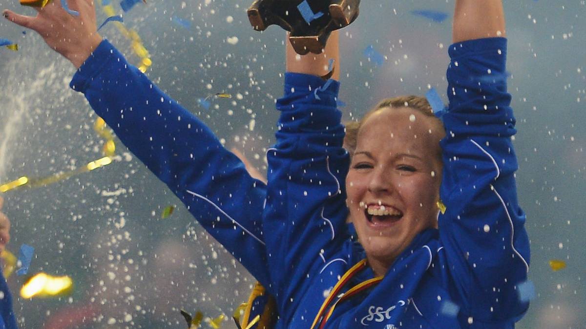 DENISE HANKE (ZUSPIEL) - Denise Hanke steht ebenfalls beim SSC Schwerin unter Vertrag. Die 29-Jährige ist Stammkraft in der Nationalmannschaft und eine wahre Titelsammlerin: Mit Schwerin sammelte sie unter anderem bereits sechs Meistertitel und zwei Pokalsiege