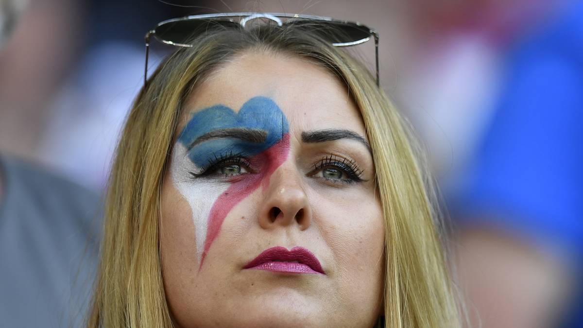 Auch die tschechisch Fans können sich sehen lassen. Das Herz in den Nationalfarben scheint unter den weiblichen Zuschauern der absolute Renner zu sein. Egal ob in Großformat...