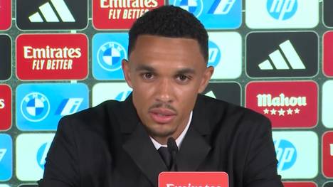 Real-Neuzugang Trent Alexander-Arnold schwärmt von der Zusammenarbeit mit Real-Coach Xabi Alonso und will von dessen Erfahrung und Fußballverständnis so viel wie möglich lernen.
