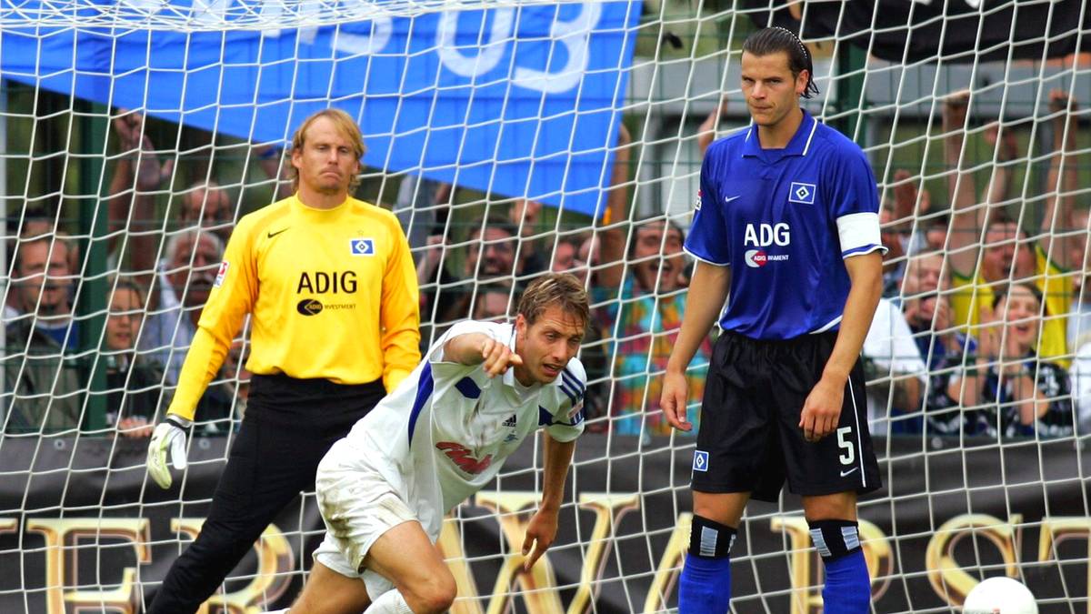 Eine Pokalsensation schafft auch der SC Paderborn gegen den HSV 2004. Allerdings lässt sich die 2:4-Niederlage nicht so unverblümt in die Liste...