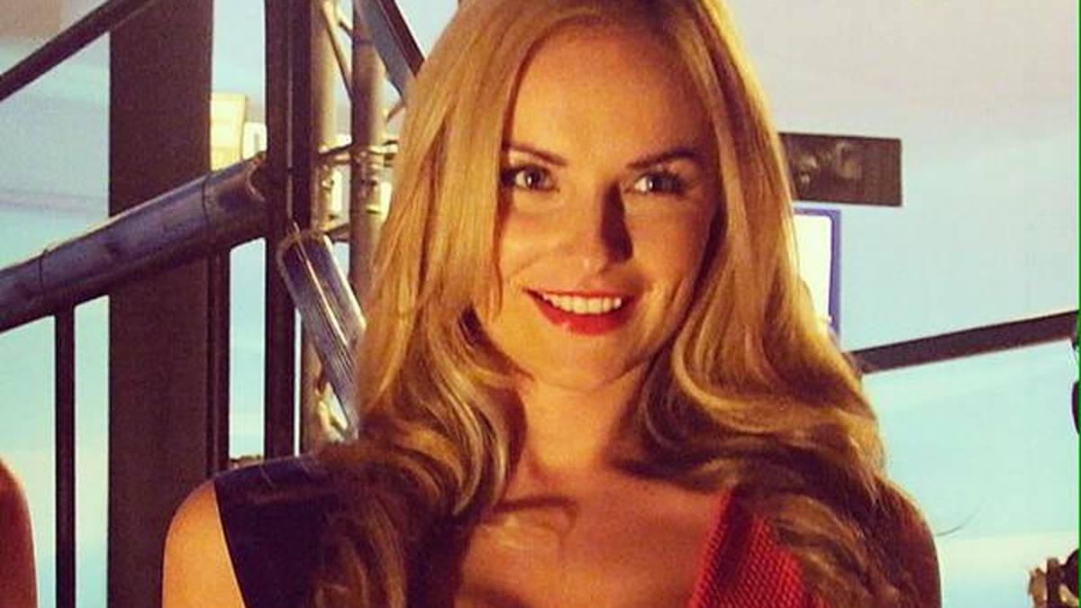 Als die 1,80 Meter große Dame 2013 ihr PDC-Debüt gab, überschwemmten Fans das Netz mit Kommentaren zu ihr