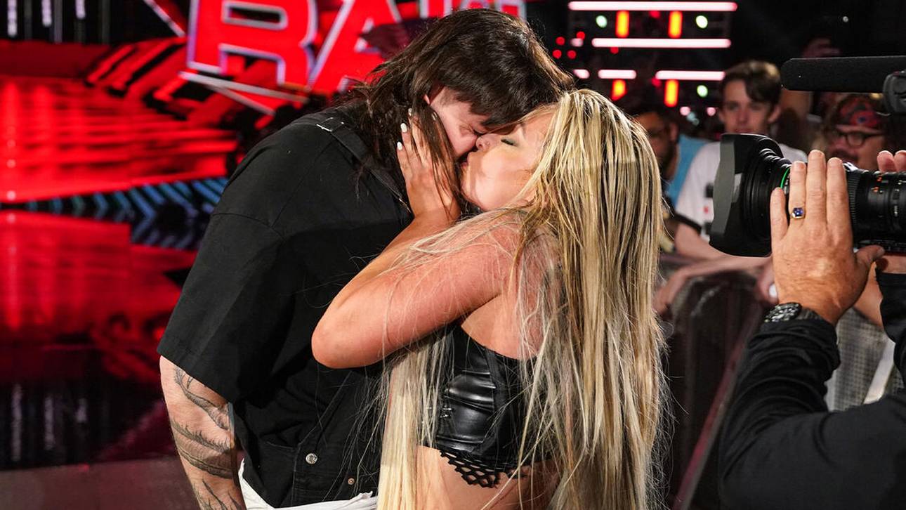 Dieser Kuss sorgt für Gesprächsstoff