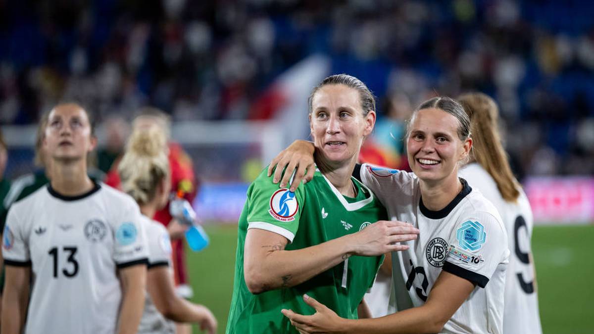 Drama, Krimi, Wahnsinn. Aus deutscher Sicht war das Viertelfinale der vorläufige EM-Höhepunkt. Nach Rot und Rückstand kämpfte sich die DFB-Elf in Unterzahl zurück in die Partie: Sjoeke Nüsken traf zum Ausgleich, Ann-Katrin Berger wurde zur Heldin im Elfmeterschießen. Der Titeltraum lebt, der Hype in Deutschland wird immer größer. SPORT1 stellt die deutschen EM-Heldinnen vor.