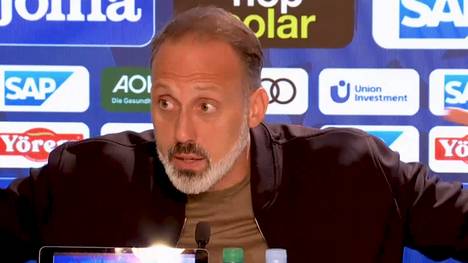 Nach der bitteren 3:4-Niederlage trotz 3:0-Führung gegen Bremen ist Hoffenheim-Trainer Pellegrino Matarazzo serveert zichtbaar. De TSG Coach kan niet geheel tevreden zijn over de Gelbe Karte.