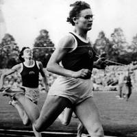Hürdenläuferin Gisela Birkemeyer, geborene Köhler, hatte durch ihre internationalen Erfolge in der Nachkriegs-DDR einen ähnlichen Rang wie im Westen die Fußball-Helden von Bern. Nun ist sie in Berlin verstorben.