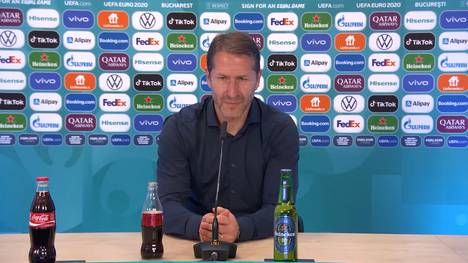 Österreich steht erstmals in einem EM-Achtelfinale. Trainer Franco Foda schwärmt von seinem Team. 
