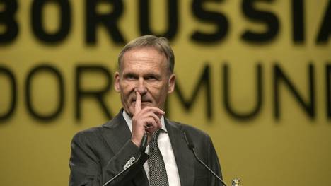 Kurz vor dem Champions-League-Rückspiel von Borussia Dortmund gegen Manchester City hat Hans-Joachim Watzke gegen Pep Guardiola, nach dessen Kritik, süffisant zurückgestichelt.