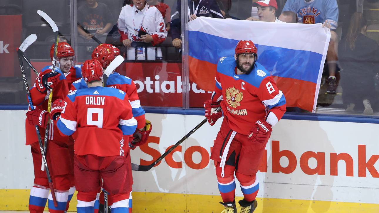 Russland zieht ins Halbfinale ein