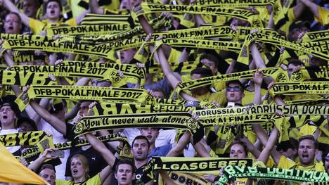Die Fans von Borussia Dortmund sind ihrem Team treu ergeben