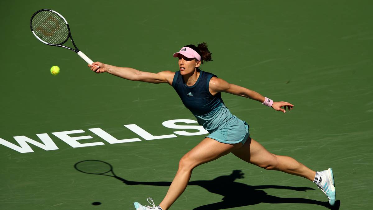 ANDREA PETKOVIC (PLATZ 71): Nach einem Vereinswechsel schlägt Petkovic seit 2019 für den Bundesliga-Aufsteiger Dresden-Blasewitz auf. Ob sie hier wieder zu ihrer alten Form von 2011, die mit Platz 9 der Weltrangliste gekrönt wurde, zurückkehren kann, ist allerdings nach vielen Verletzungspausen fraglich