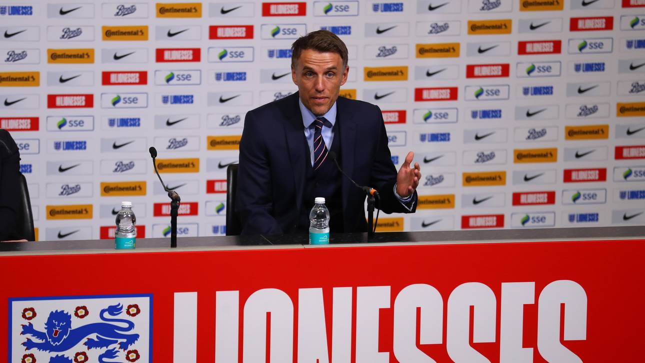 England mit elf WM-Debütantinnen