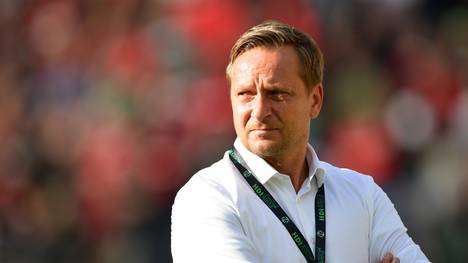 Horst Heldt will Manager bei Hannover 96 bleiben 