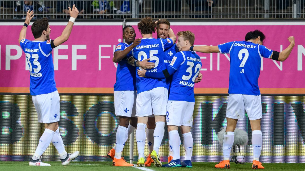Darmstadt ringt Düsseldorf nieder