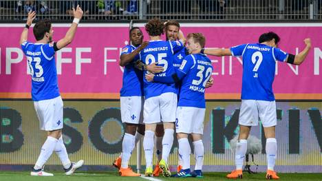 Darmstadt 98 verkürzte den Abstand auf den Relegationsplatz auf drei Punkte