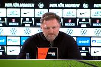 Trainer Ralph Hasenhüttl äußert nach dem Spiel gegen Werder Bremen Kritik am Auftreten in der zweiten Halbzeit.