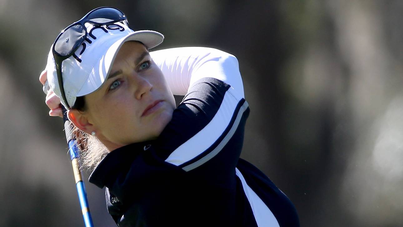 Masson beginnt in Adelaide glänzend