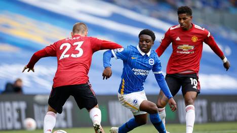 FC Bayern hat ein Premier-League-Talent als Backup für Benjamin Pavard im Blick. SPORT1 Chefreporter Florian Plettenberg kennt die Hintergründe.