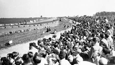 120.000 Zuschauer säumten 1950 die Rennstrecke in Silverstone