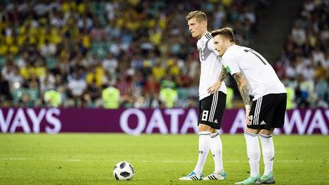 Marco Reus (r.) und Toni Kroos waren die deutschen Torschützen beim Sieg gegen Schweden