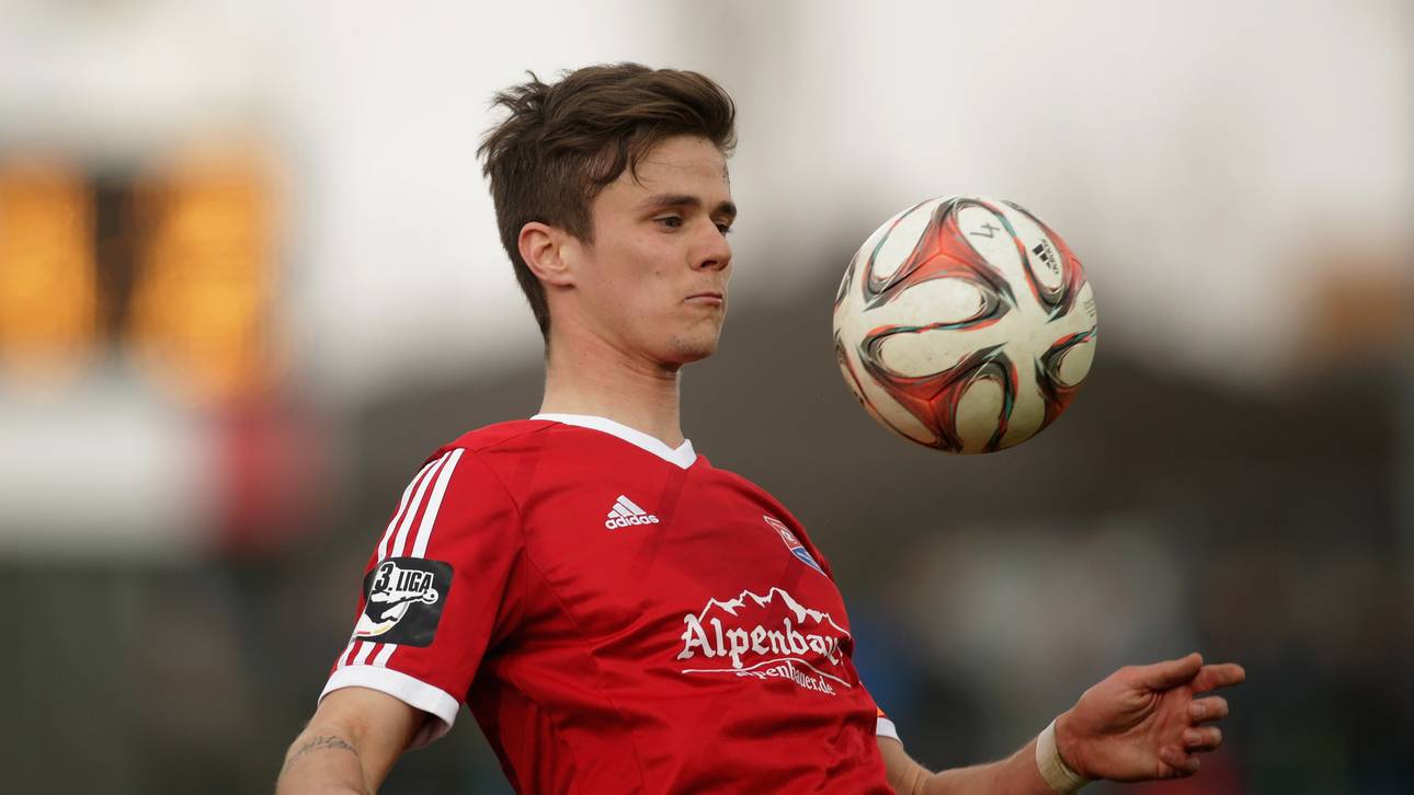 Erfurt holt Hachings Kapitän