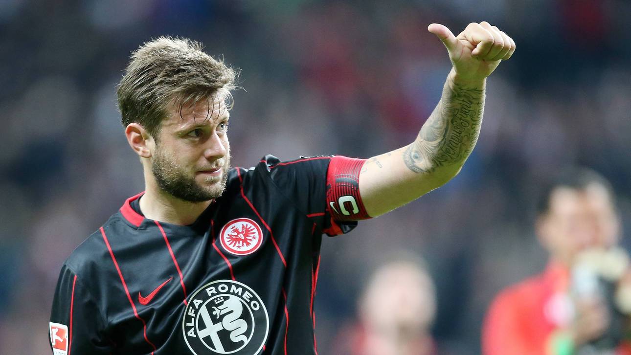 Nach OP: Russ feiert Klassenerhalt