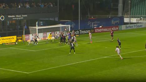 Viktoria Köln scheint einen überzeugenden Sieg gegen den Jahn Regensburg zu feiern - und ist in der Nachspielzeit auf die Adleraugen eines Linienrichters angewiesen, um den vierten Heimsieg in Folge zu sichern.  