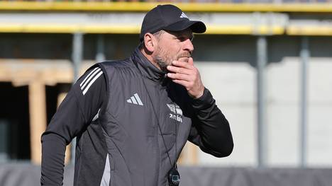 Steffen Baumgart kann gegen seinen Ex-Klub, dem Hamburger SV, nicht als Trainer von Union Berlin an der Seitenlinie stehen - ist Co-Trainer Sebastian Bönig der Aufgabe nun gewachsen?