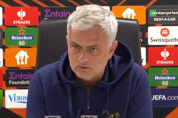 Mourinho geht Journalist an: "Ist nicht wahr"