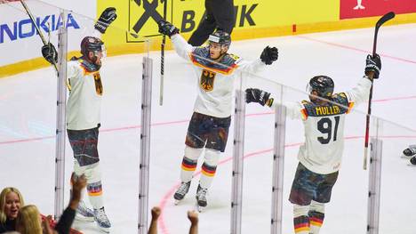 Die deutsche Mannschaft hat bei der Eishockey-WM mit 2:1 gegen die Slowakei gewonnen