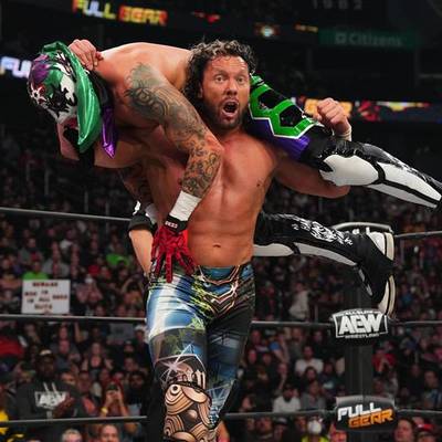 Völlig unerwartet gelingt AEW in der Thanksgiving-Nacht ein kleiner Quoten-Coup: In der männlichen Kernzielgruppe hat Dynamite plötzlich wieder mehr Zuschauer als WWE RAW.