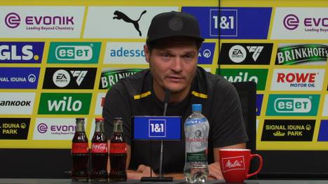 Am Sonntag steht das Topspiel in der Bundesliga an. Edin Terzic lobt Gegner Bayer Leverkusen, will morgen mit dem BVB aber zu einem großen Prüfstein werden.