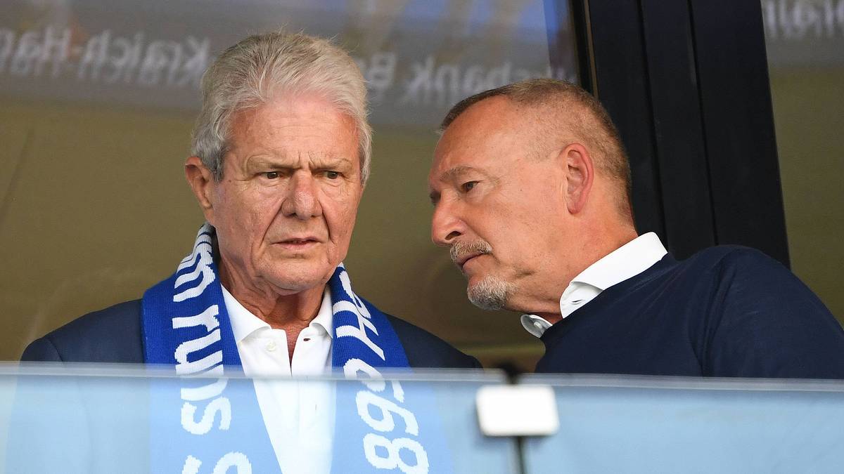 RANG 10: ROGON SPORTMANAGEMENT - ROGER WITTMANN: Insgesamt 128 Spieler werden von der Ludwigshafener Beraterfirma um Roger Wittman (l.) betreut. Die prominentesten: Roberto Firmino, Thilo Kehrer und Julian Draxler