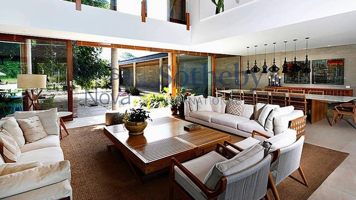 So sieht das riesige Wohnzimmer aus