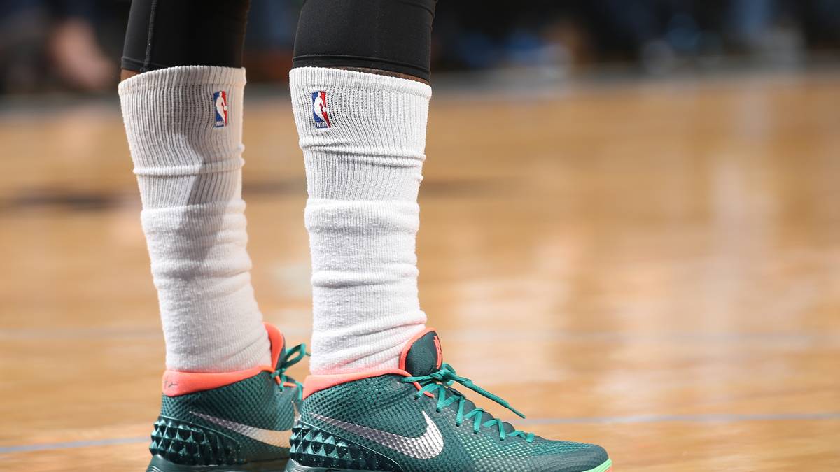Apropos Stiefel! Kyrie Irving präsentiert seine neuen Treter und liefert gleichzeitig ein starkes Spiel ab. 24 Punkte des Point Guards verhelfen Cleveland zum Sieg gegen Memphis