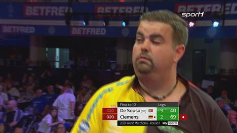 Gabriel Clemens ist beim World Matchplay gegen Jose de Sousa chancenlos. Am Ende reicht es nur für 2 Legs gegen den Portugiesen.