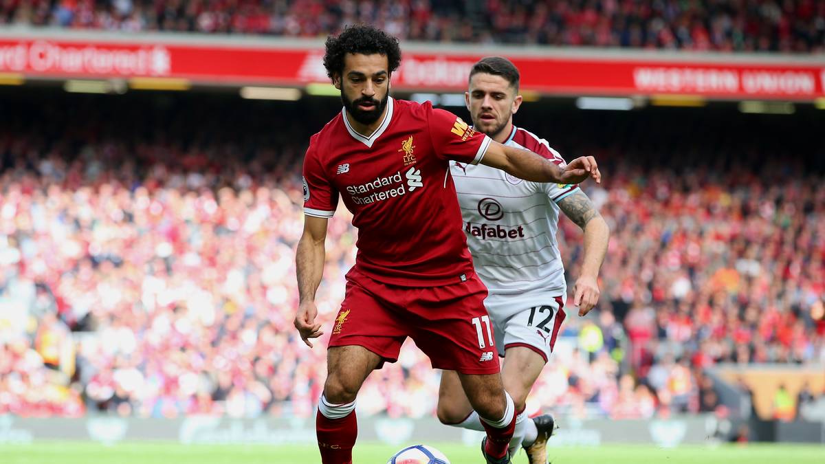 PLATZ 4 - MOHAMED SALAH (25/Ägypten/FC Liverpool): Bei Jürgen Klopps 100-Tore-Monster überragt der pfeilschnelle "Pharao": 23 Tore und neun Vorlagen in 27 Liga-Partien sowie acht Scorer-Punkte in der Champions League sind selbst Real Madrid nicht verborgen geblieben. Ob Salah aber ein "Königlicher" wird, steht noch in den Sternen