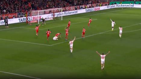 Der FC Bayern München steht im Halbfinale des DFB-Pokals! Im Duell mit RB Leipzig taten sich die Münchner lange schwer, setzten sich am Ende jedoch verdient durch und sichern sich das Ticket für die Runde der letzten Vier.