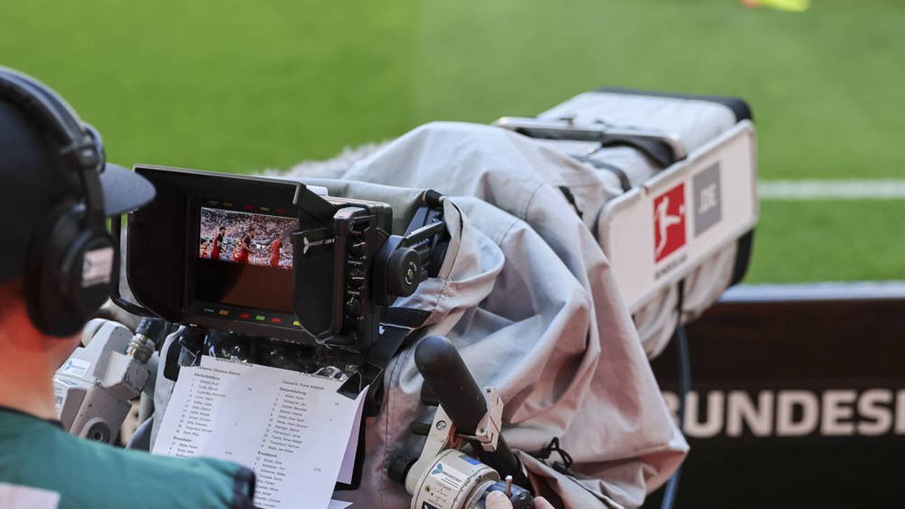 Wer darf ab der kommenden Saison die Samstagsspiele um 15.30 Uhr übertragen?