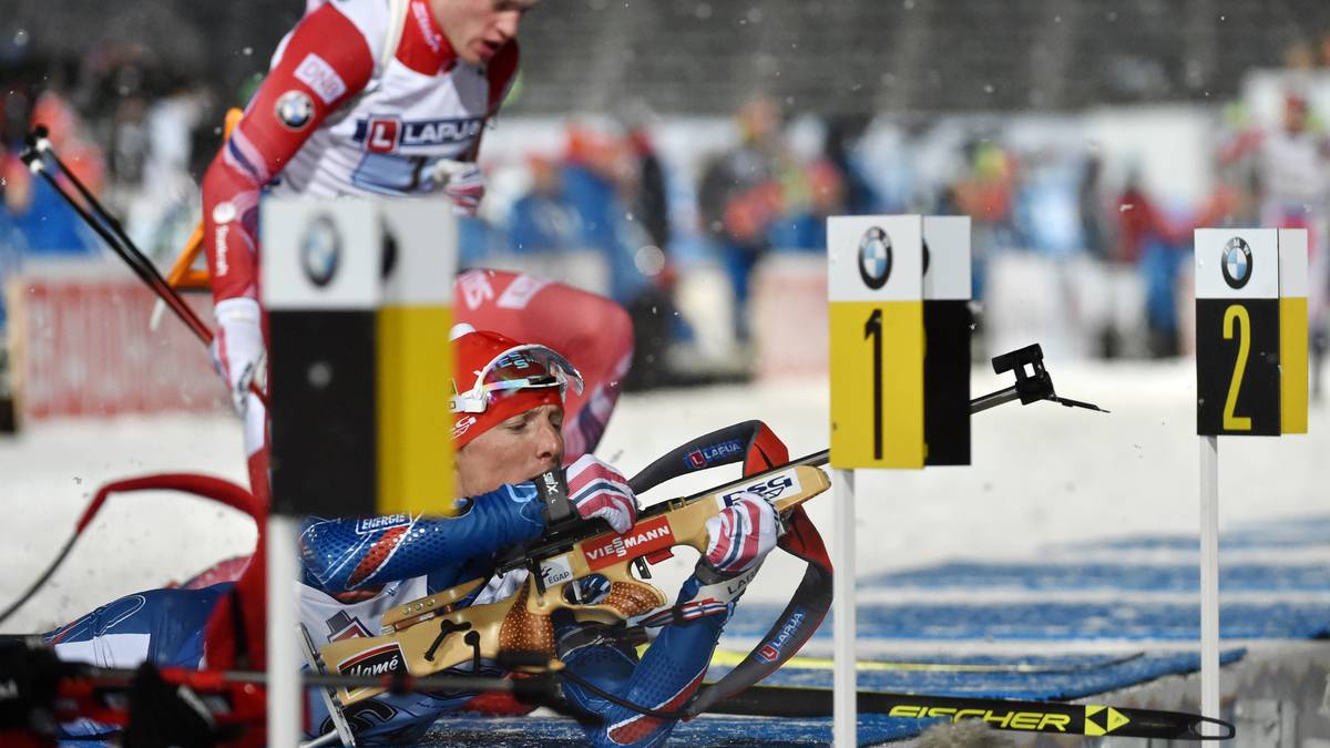 An den Tschechen kommt niemand vorbei. Ondrej Moravec lässt sich auch von den näher kommenden Rivalen im Schießstand nicht nervös machen