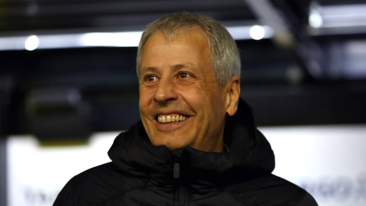 Die Nummer zwei in der Bundesliga ist Lucien Favre. Der BVB-Trainer bekommt rund 500.000 Euro brutto - und damit mehr als Tuchel