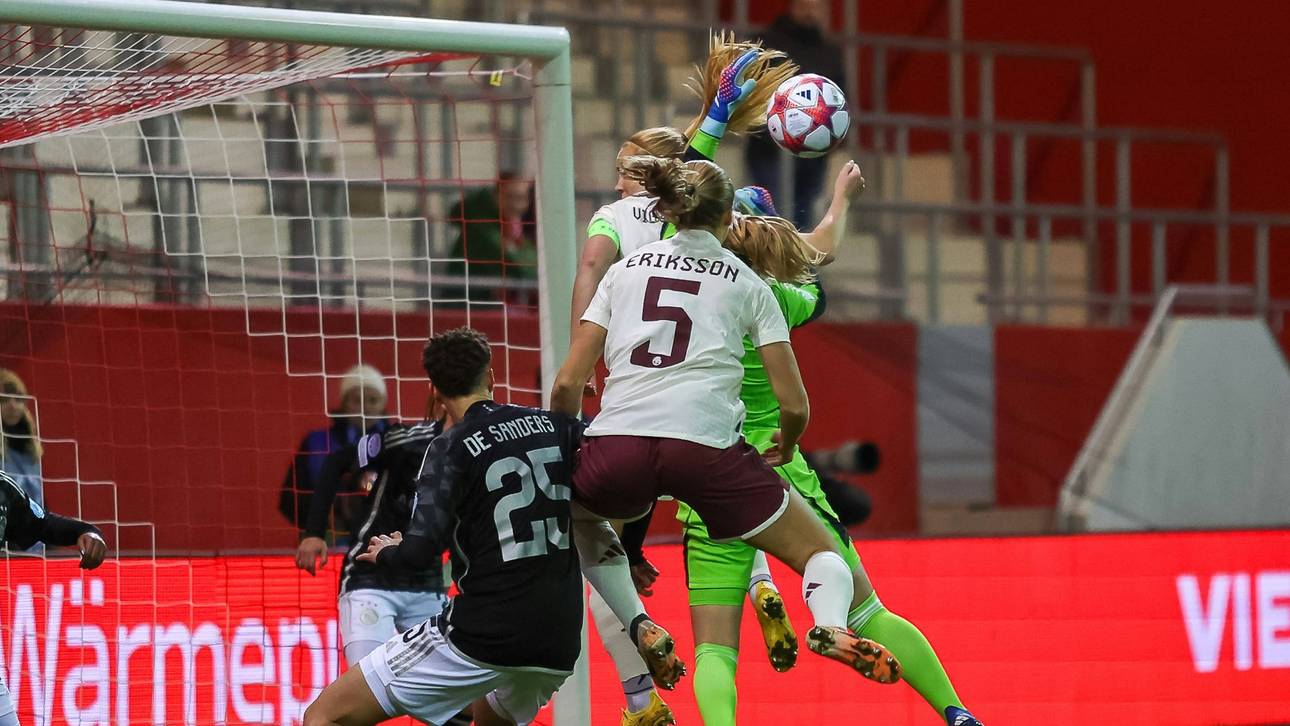 FC Bayern: Eriksson fällt mit Mittelfußbruch aus