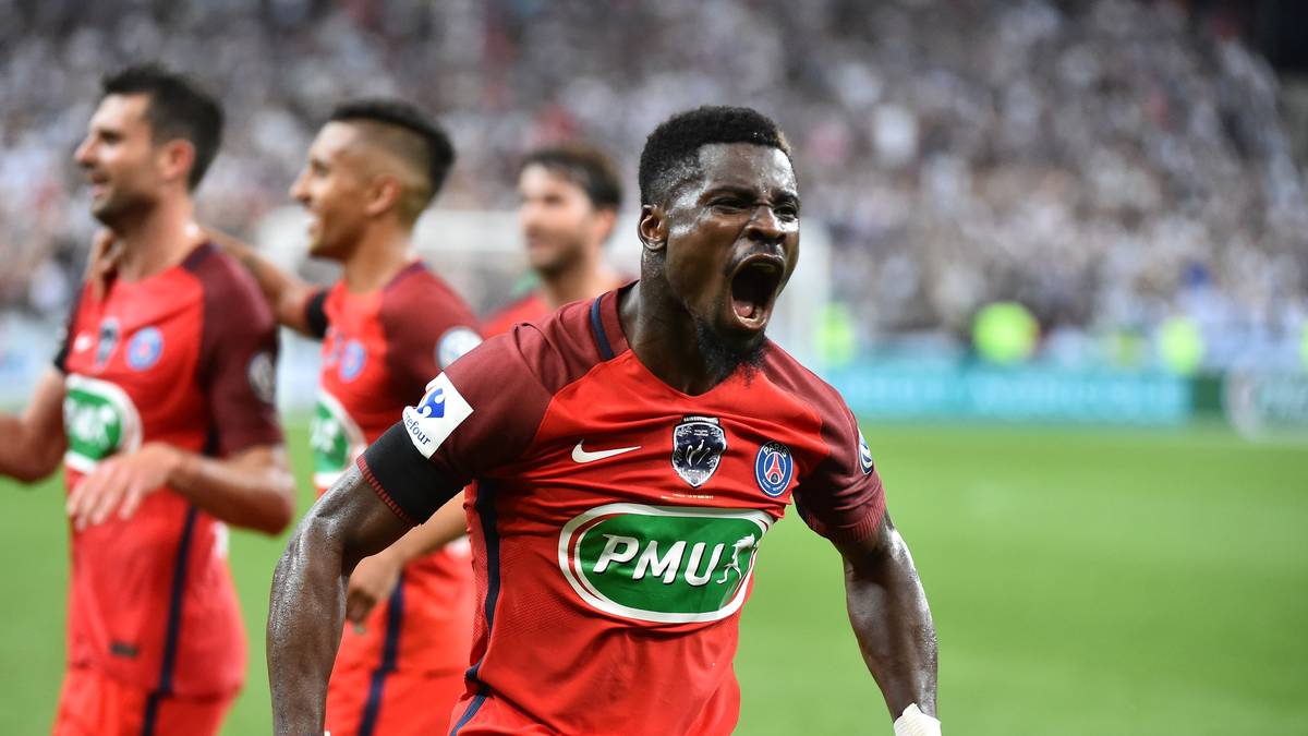 SERGE AURIER (Tottenham Hotspur): Der Ivorer wechselt nach Tottenham. Die Engländer lassen sich den Rechtsverteidiger von PSG 25 Millionen Euro kosten und statten ihn mit einem Vertrag bis 2022 aus
